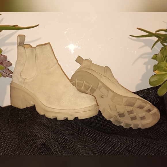 Steve Madden Howler Women Ankle Work Boots - Picture 12 of 13